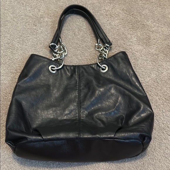 Kenneth Cole Reaction Black and Silver Shoulder Bag with Metallic Accents - Picture 4 of 12